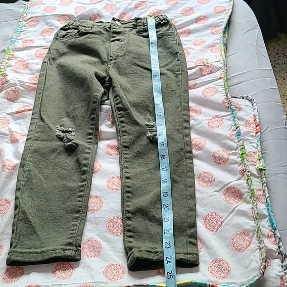 Shein Boys 5t Distressed Jeans olive green elastic waist - Picture 5 of 8